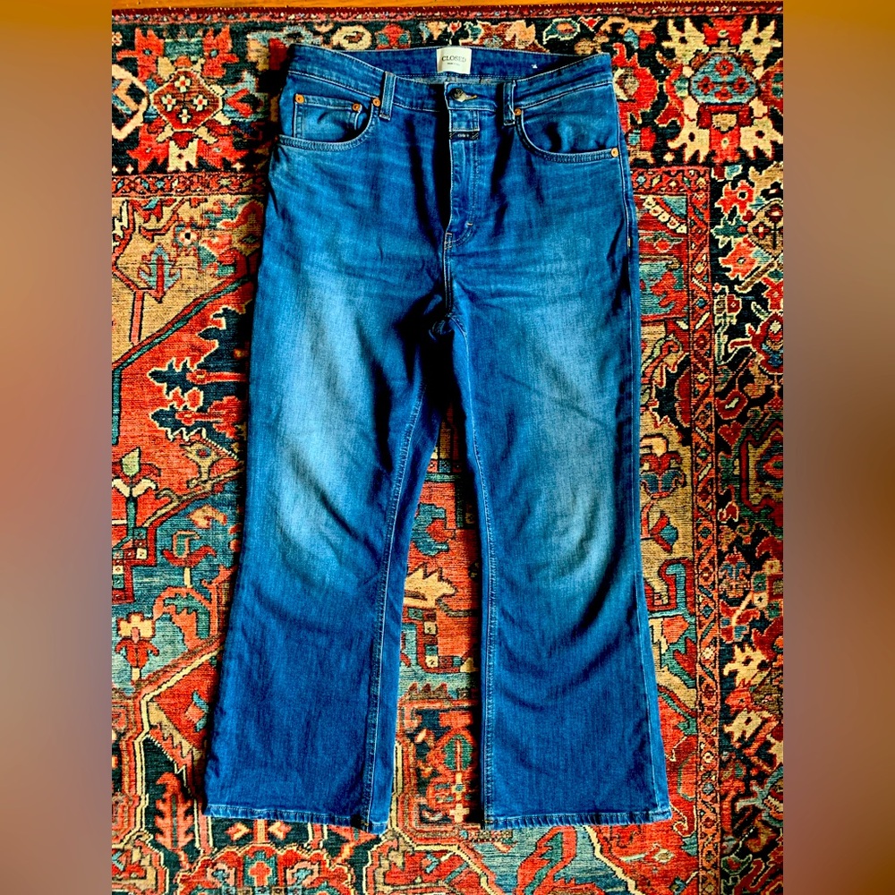 Classic Blue Denim Jeans mini crop flair size 29